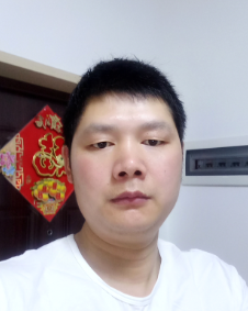 黄伟